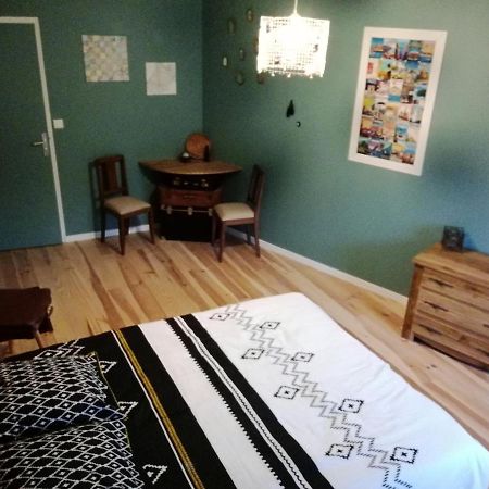 Un Nid Pour La Nuit, Chambres D'Hotes Saint-Géry 外观 照片